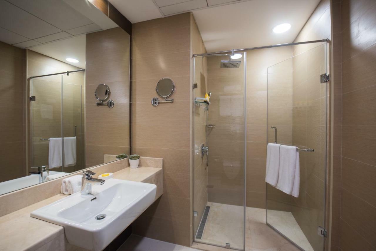 Fantastay Sparkle Tower Luxury 1 Br 두바이 외부 사진