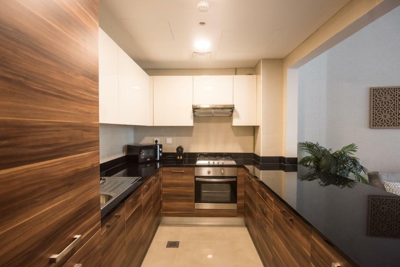 Fantastay Sparkle Tower Luxury 1 Br 두바이 외부 사진